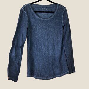 Peruvian Connection 100% Cotton Blue Heather Long Sleeve Laying Tee Size Small